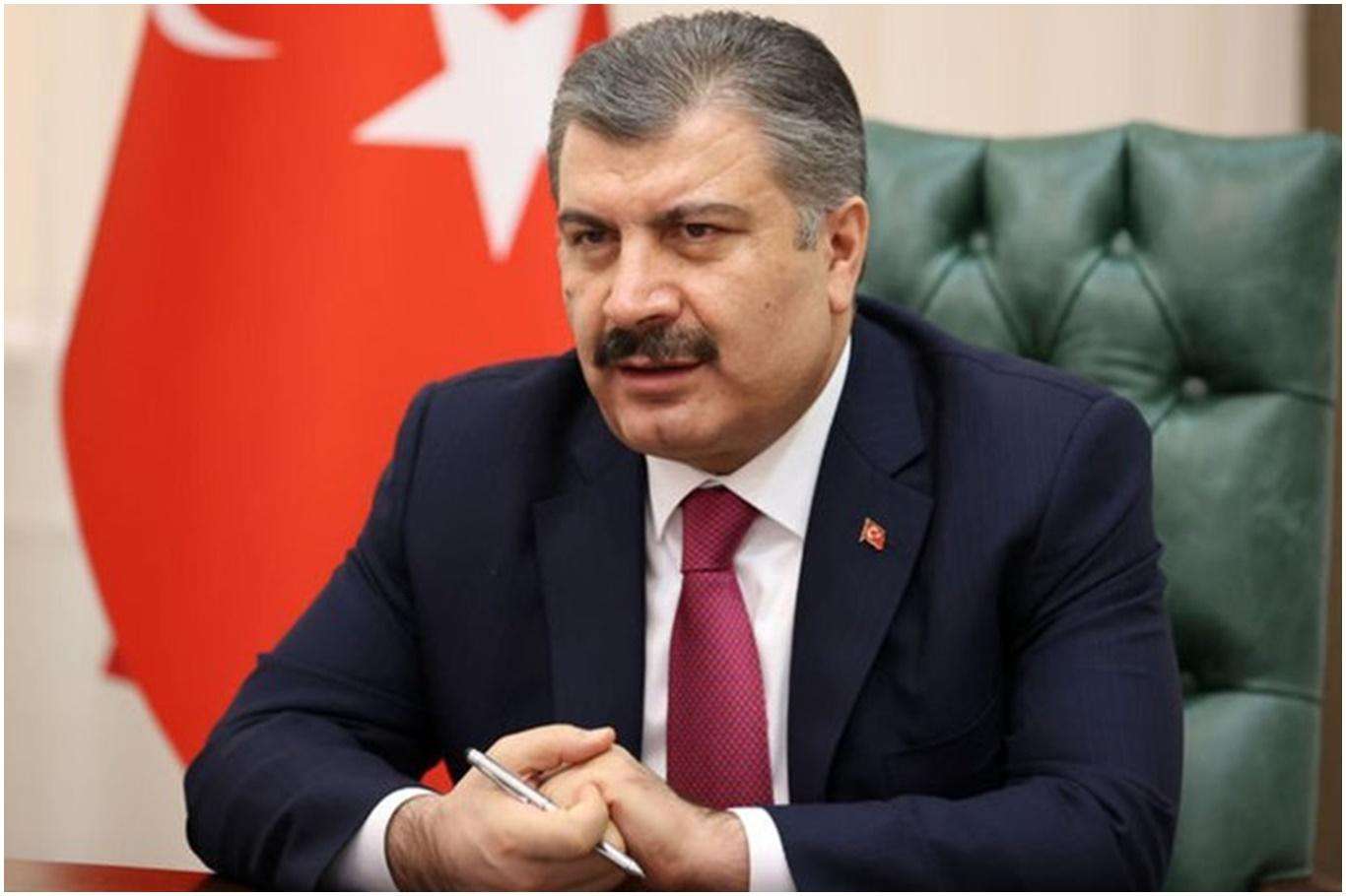 Sağlık Bakanı Fahrettin Koca maske takmanın önemine vurgu yaptı Sağlık Bakanı Fahrettin Koca maske takmanın önemine vurgu yaptı